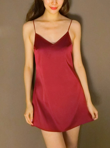 Mua Váy Ngủ Sexy Gợi Cảm Đầm Ngủ Lụa 2 Dây Phối Ren Xẻ Tà Quyến Rũ Cao Cấp  - Mã VN013 - Yeep