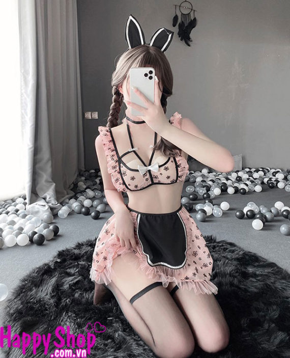 cosplay thỏ hầu gái